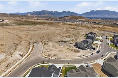 9602 N Bluebell Dr #401, Eagle Mountain, UT 84005 - Photo 7