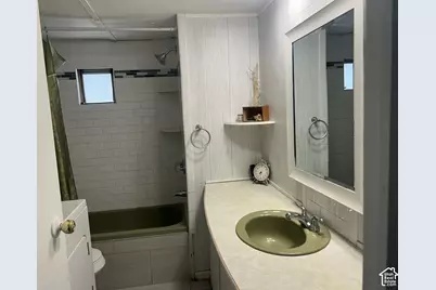 597 N State St #25, Orem, UT 84057 - Photo 7