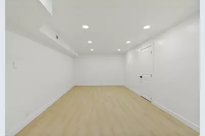 282 E 1400 N, Bountiful, UT 84010 - Photo 27