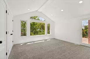 282 E 1400 N, Bountiful, UT 84010 - Photo 17