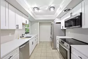 600 E Marshwood Ln, Murray, UT 84107 - Photo 7
