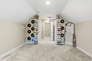 1498 S Loveland Ln, Saratoga Springs, UT 84045 - Photo 13