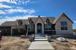 1427 W Willow Brook Ln, Kaysville, UT 84037 - Photo 1