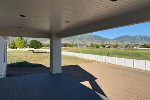 1427 W Willow Brook Ln, Kaysville, UT 84037 - Photo 37