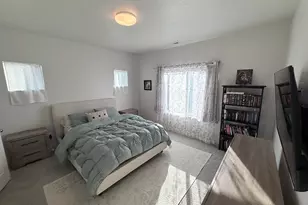15464 S Midnight Way, Bluffdale, UT 84065 - Photo 17