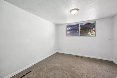 1500 N 300 W, Provo, UT 84604 - Photo 27