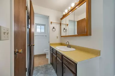 2498 W Swasey Dr, Taylorsville, UT 84129 - Photo 17