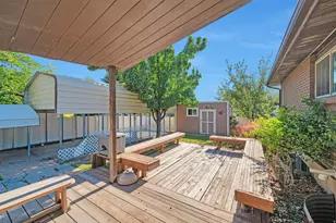 2498 W Swasey Dr, Taylorsville, UT 84129 - Photo 37