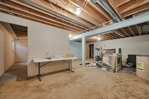 2498 W Swasey Dr, Taylorsville, UT 84129 - Photo 33