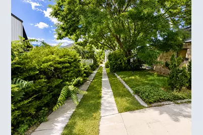 548 N Coumbus St W, Salt Lake City, UT 84103 - Photo 9