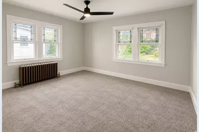 548 N Coumbus St W, Salt Lake City, UT 84103 - Photo 15