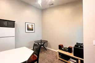 861 W Columbia Ln N, Provo, UT 84604 - Photo 9