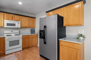 3916 N Davencourt Loop, Lehi, UT 84048 - Photo 7