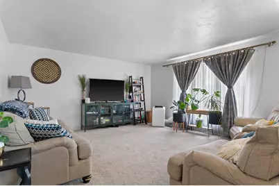 1352 W 2600 N, Clinton, UT 84015 - Photo 3