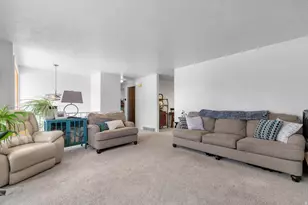 1352 W 2600 N, Clinton, UT 84015 - Photo 5