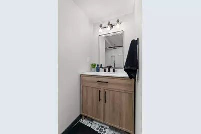 1352 W 2600 N, Clinton, UT 84015 - Photo 17
