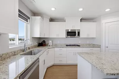 821 E Sunset View Rd S #724, Grantsville, UT 84029 - Photo 9