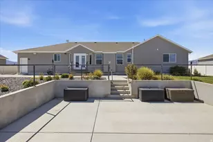 821 E Sunset View Rd S, Grantsville, UT 84029 - Photo 21