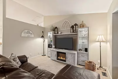 5114 W Eagle Wood Dr, West Valley, UT 84120 - Photo 5