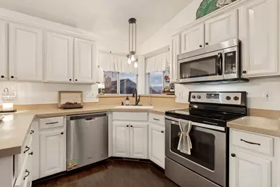 5114 W Eagle Wood Dr, West Valley, UT 84120 - Photo 11