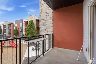 875 S Depot St, Clearfield, UT 84015 - Photo 17