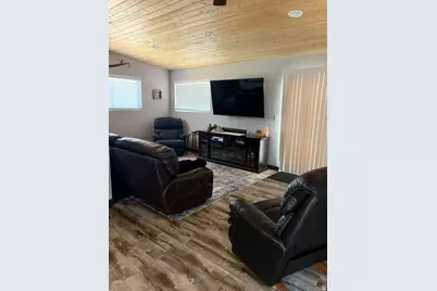 1049 Lewis Dr, Tabiona, UT 84072 - Photo 9