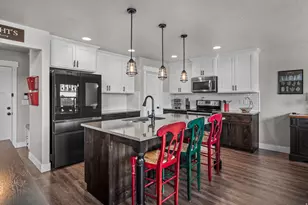 4904 W Yellow Topaz Dr, Herriman, UT 84096 - Photo 11