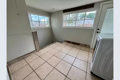 495 E 100 N, Beaver, UT 84713 - Photo 17