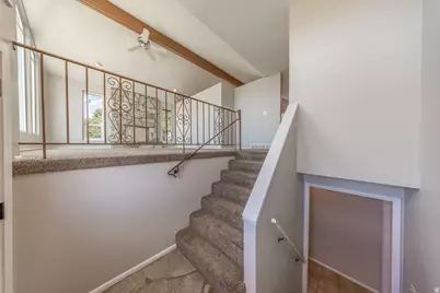621 Raygene Way, North Salt Lake, UT 84054 - Photo 7