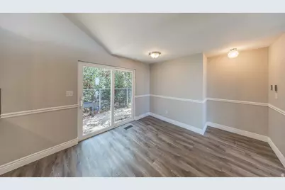 621 Raygene Way, North Salt Lake, UT 84054 - Photo 15