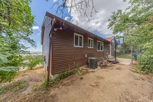 621 Raygene Way, North Salt Lake, UT 84054 - Photo 33