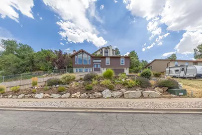 621 Raygene Way, North Salt Lake, UT 84054 - Photo 3