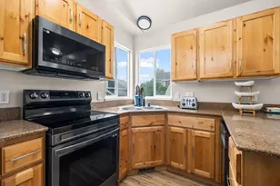 392 W Bricker Rd, Draper, UT 84020 - Photo 9