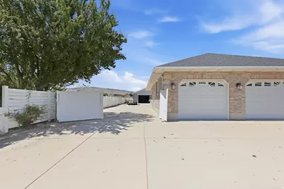 14434 S Vantage Cir W, Bluffdale, UT 84065 - Photo 55
