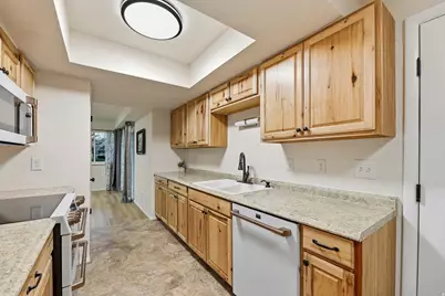 985 E Essex Court Way #1, Midvale, UT 84047 - Photo 9