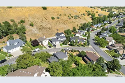 2011 N 225 E, Centerville, UT 84014 - Photo 47