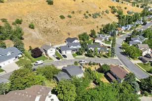 2011 N 225 E, Centerville, UT 84014 - Photo 47