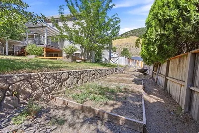 2011 N 225 E, Centerville, UT 84014 - Photo 41