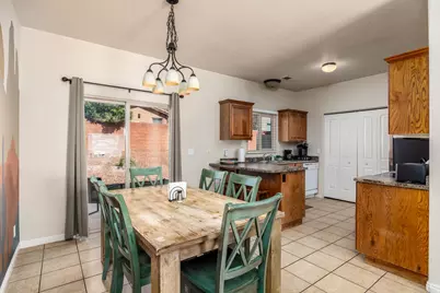300 E 300 N #D4, Kanab, UT 84741 - Photo 9