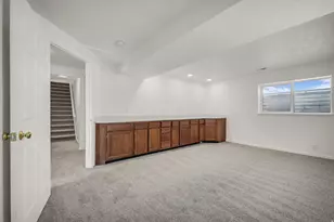 1077 N 690 E, Tooele, UT 84074 - Photo 27