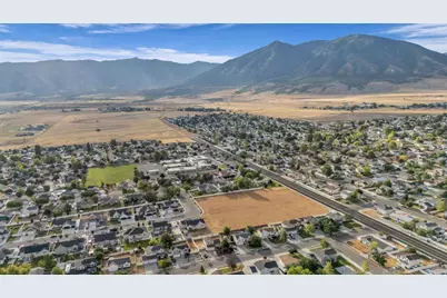1077 N 690 E, Tooele, UT 84074 - Photo 45