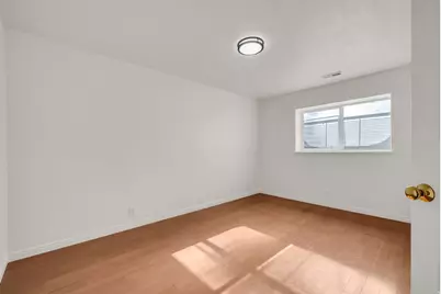 1077 N 690 E, Tooele, UT 84074 - Photo 29