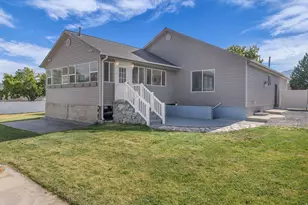 1077 N 690 E, Tooele, UT 84074 - Photo 39