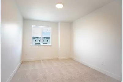 537 W 1850 N, Harrisville, UT 84404 - Photo 15