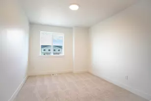 537 W 1850 N, Harrisville, UT 84404 - Photo 15