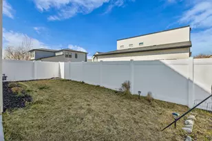 331 S 680 W, Centerville, UT 84014 - Photo 23