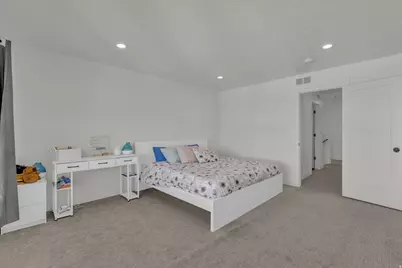 331 S 680 W, Centerville, UT 84014 - Photo 13