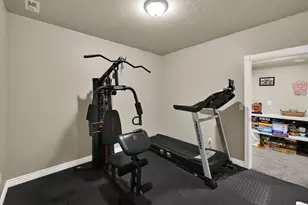 4433 S Devonshire Dr E, Bountiful, UT 84010 - Photo 61