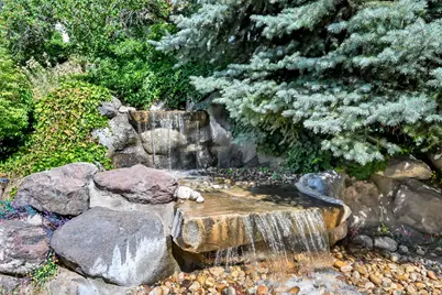 4433 S Devonshire Dr E, Bountiful, UT 84010 - Photo 19