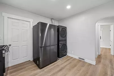 359 W 400 S, Provo, UT 84601 - Photo 13